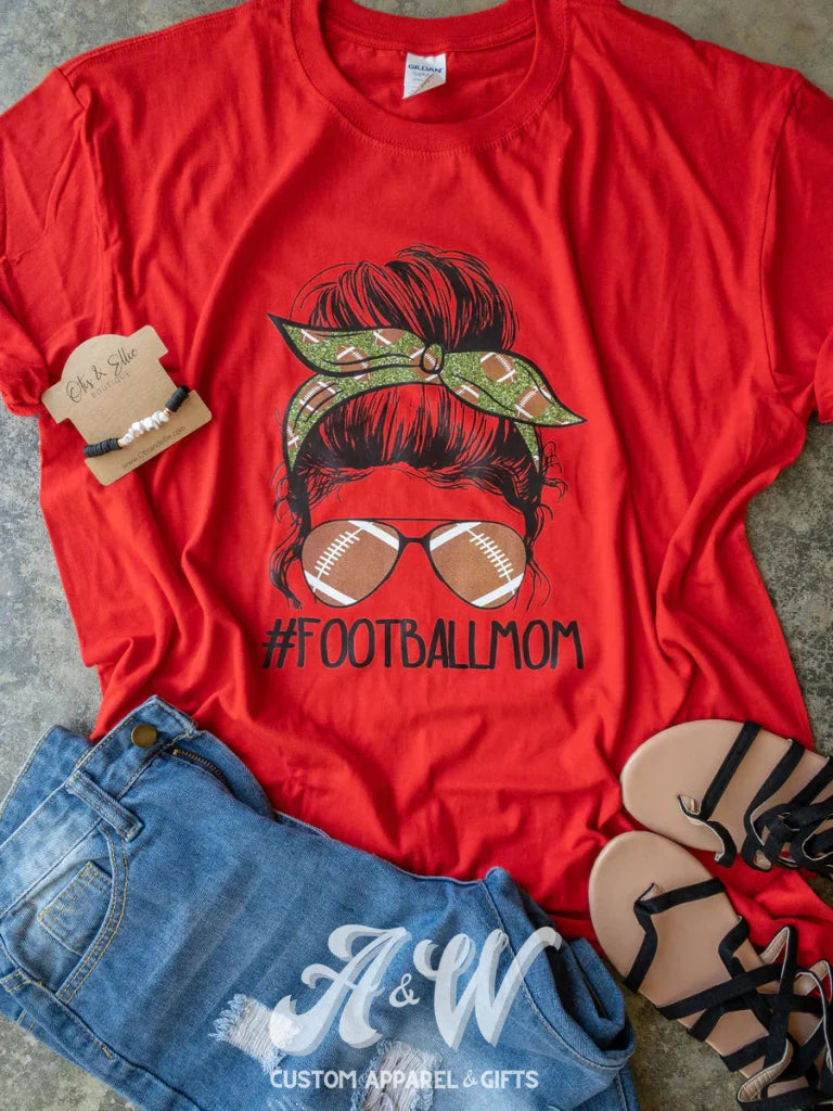#Footballmom Custom Graphic Tee
