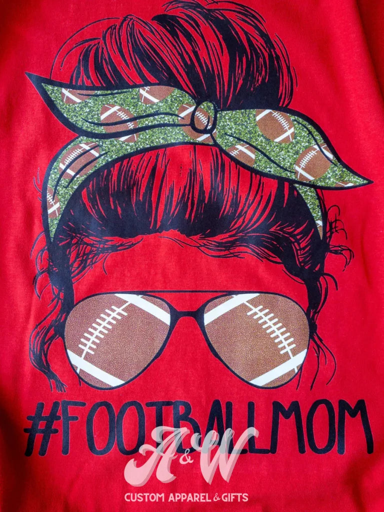 #Footballmom Custom Graphic Tee